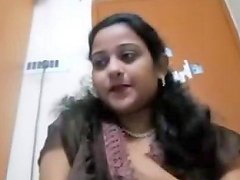 HClips Doctor Remya Play With Sex Tool
